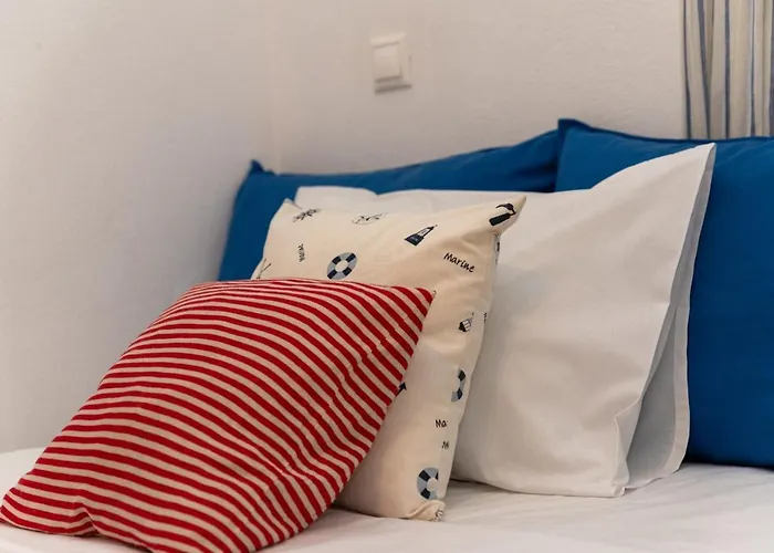 Adimar At Krithoni Leros اجيا مارينا