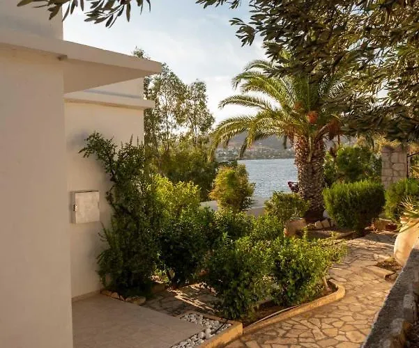 Adimar At Krithoni Leros *